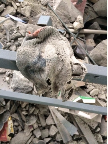 小伙伴用壞的手套 混凝土著色劑