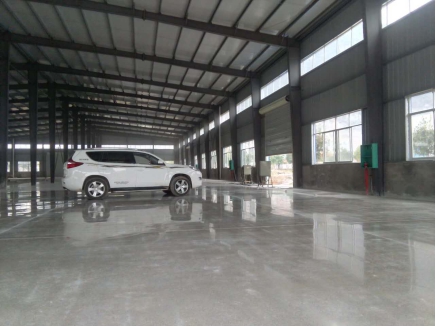 固化處理過的工業地坪 固化處理過的工業地坪