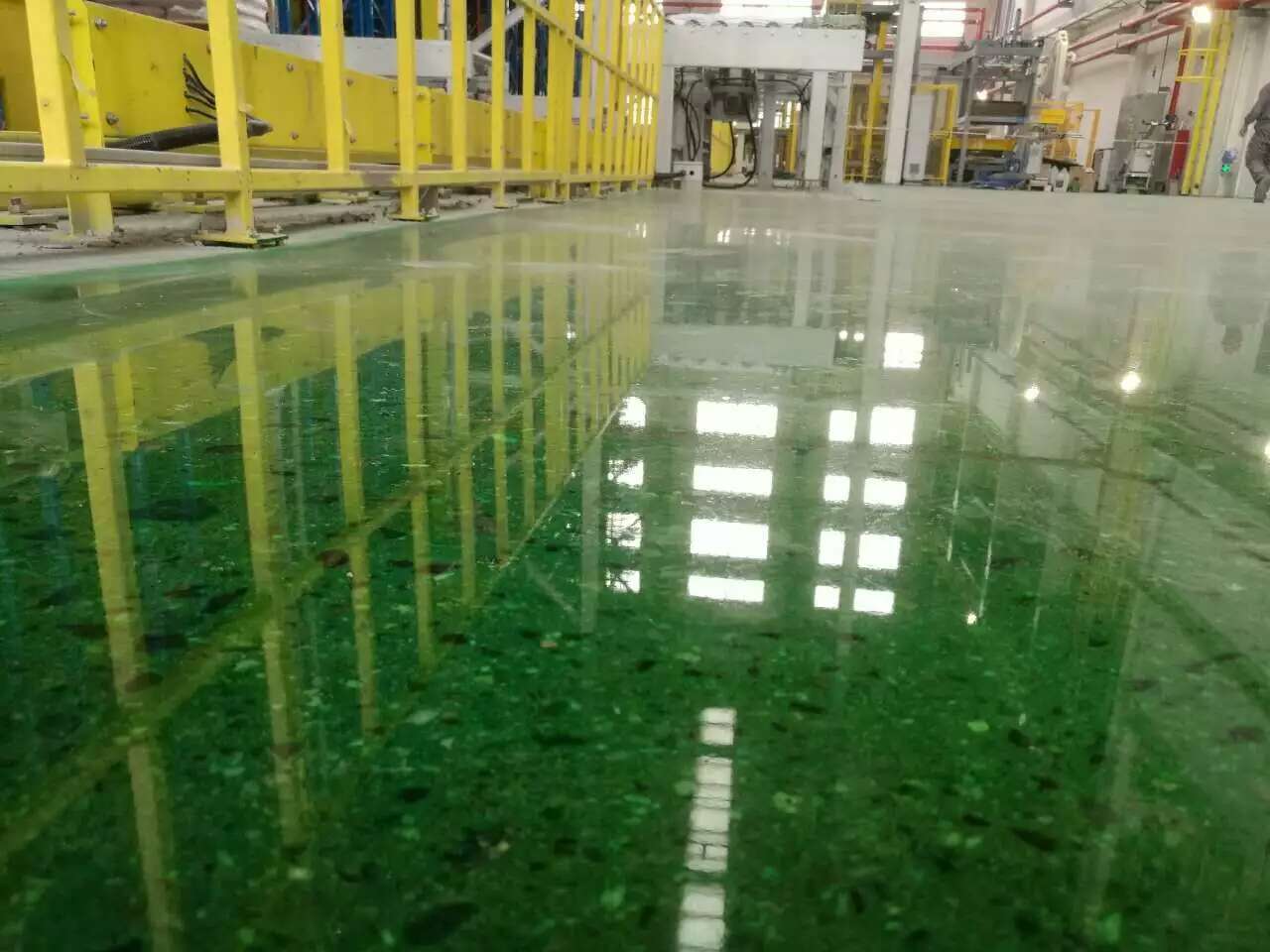 翠綠鋼化地坪 翠綠鋼化地坪